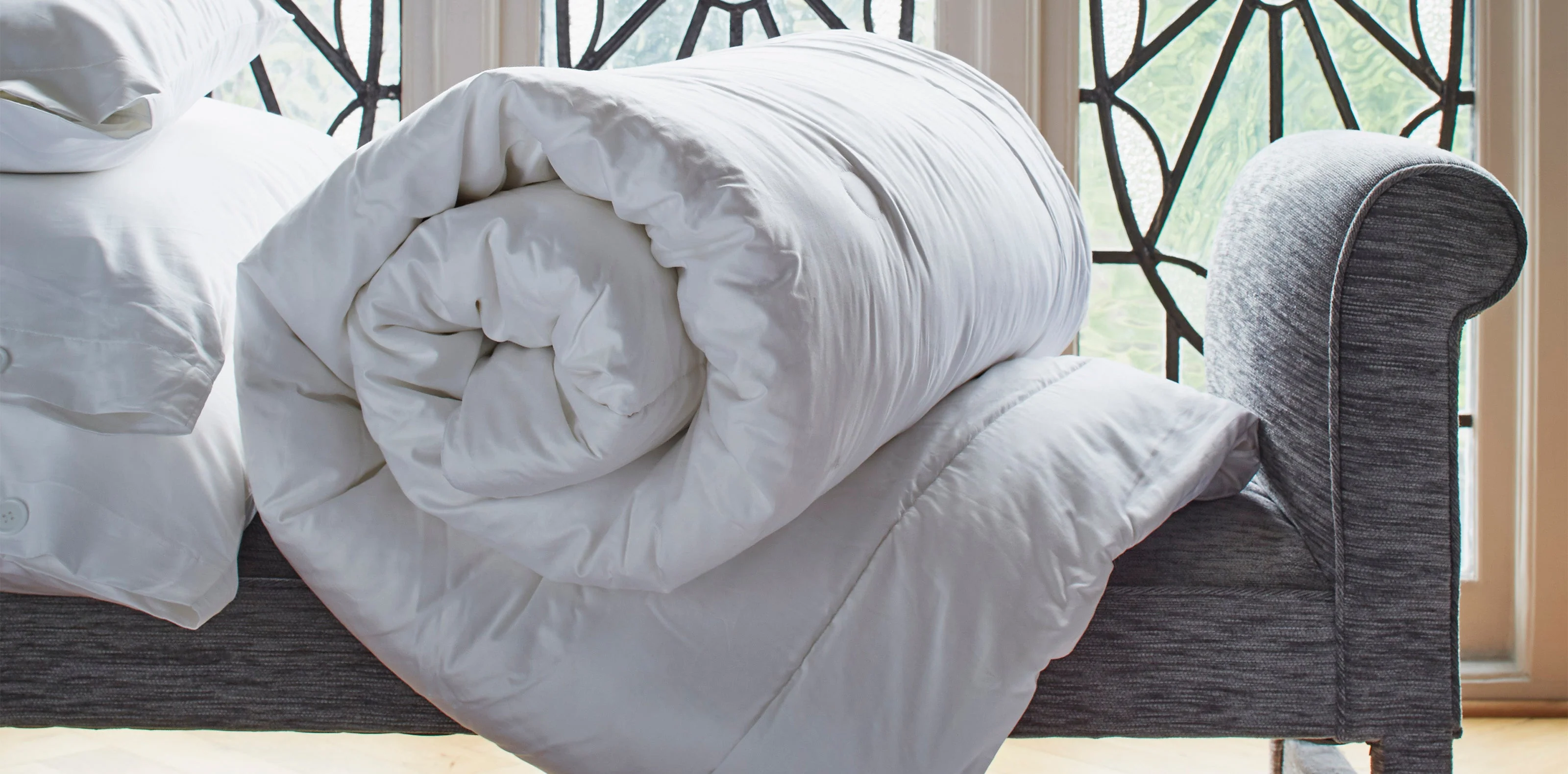 Silk Filled Duvet - All Seasons Weight - Clearance - Image 2