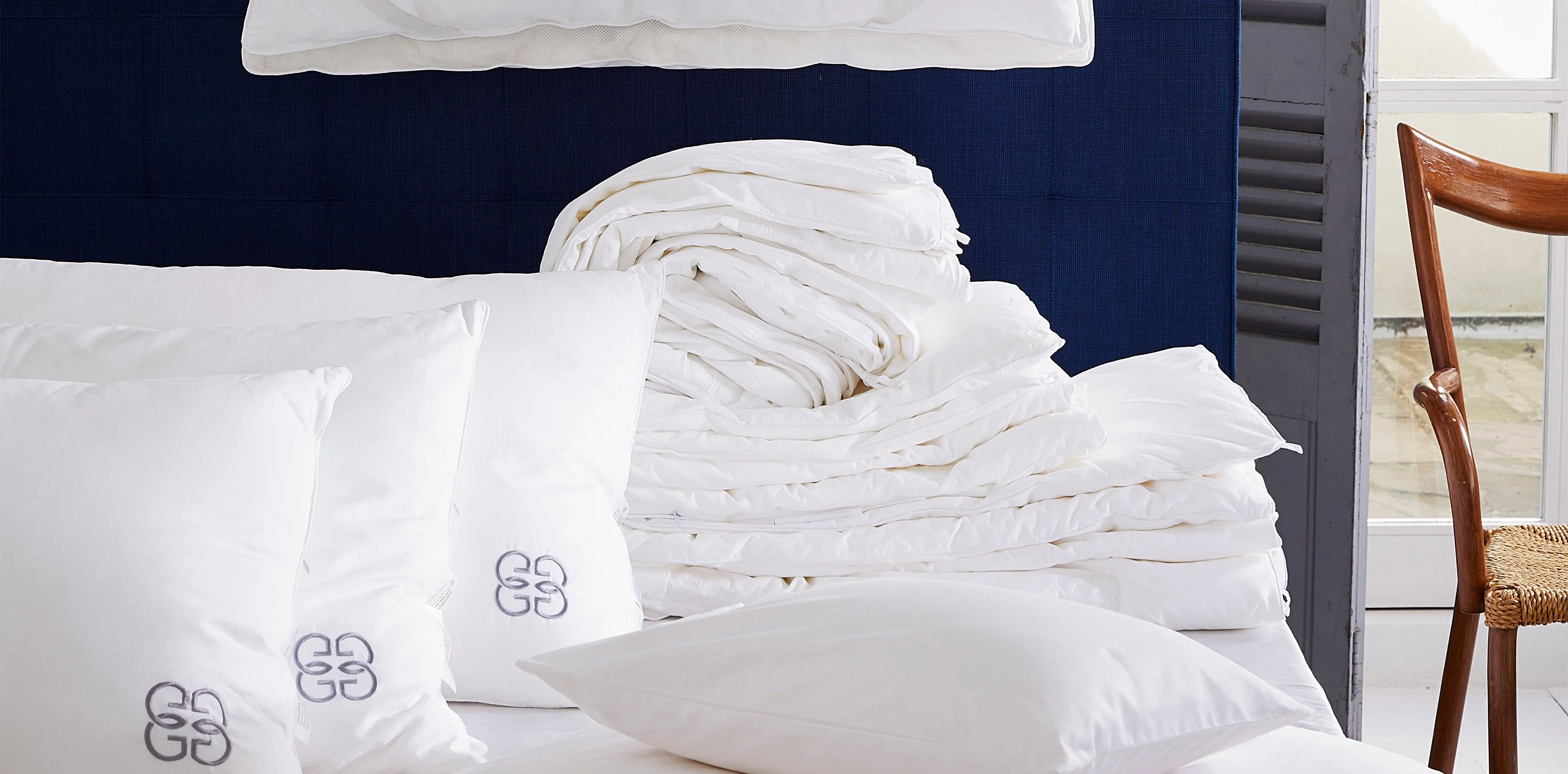 Silk Filled Duvet - All Seasons Weight - Clearance - Image 4