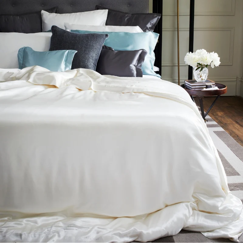 Ivory Bedding Set - Image 3